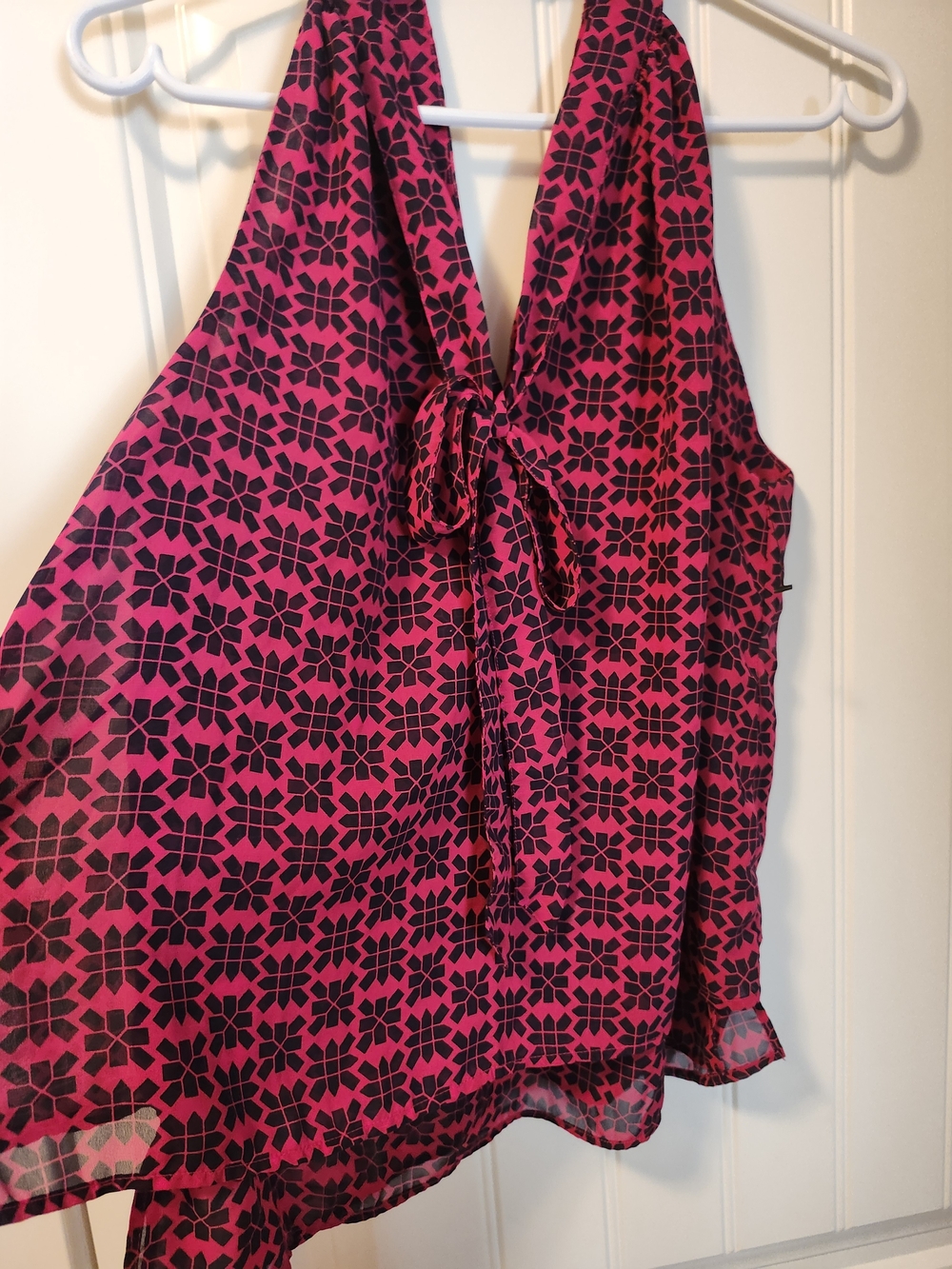 Banana Republic Pink and Black Halter Tie-Neck Camisole - Picture 3 of 4